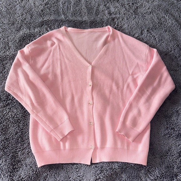 Cardigan - Picture 1 of 1